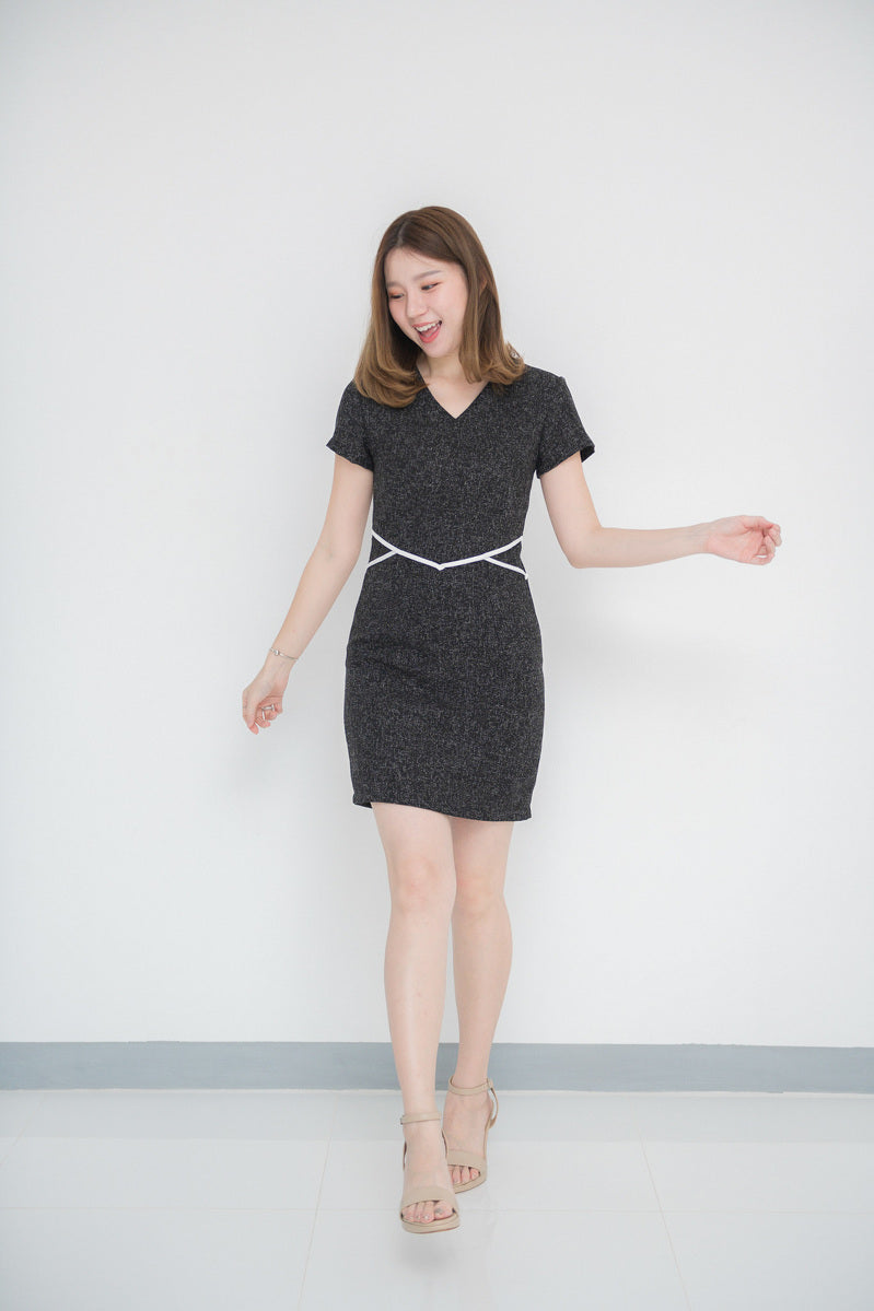 Barbara Dress 最強收腰效果V領短袖連身裙 - Chanell Black 小香黑色 (CB548)