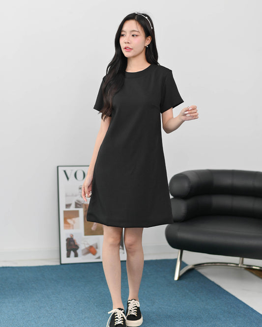 <全新西裝布料>Neo Dress 純色短袖圓領設計休閑連身裙 - Black 黑色 (CB554S)