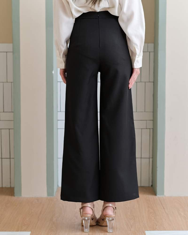 <2025 清貨價 - 原價HK$239> Cloud Trousers 純色直腳西裝長褲 - Black 黑色 (CB594)