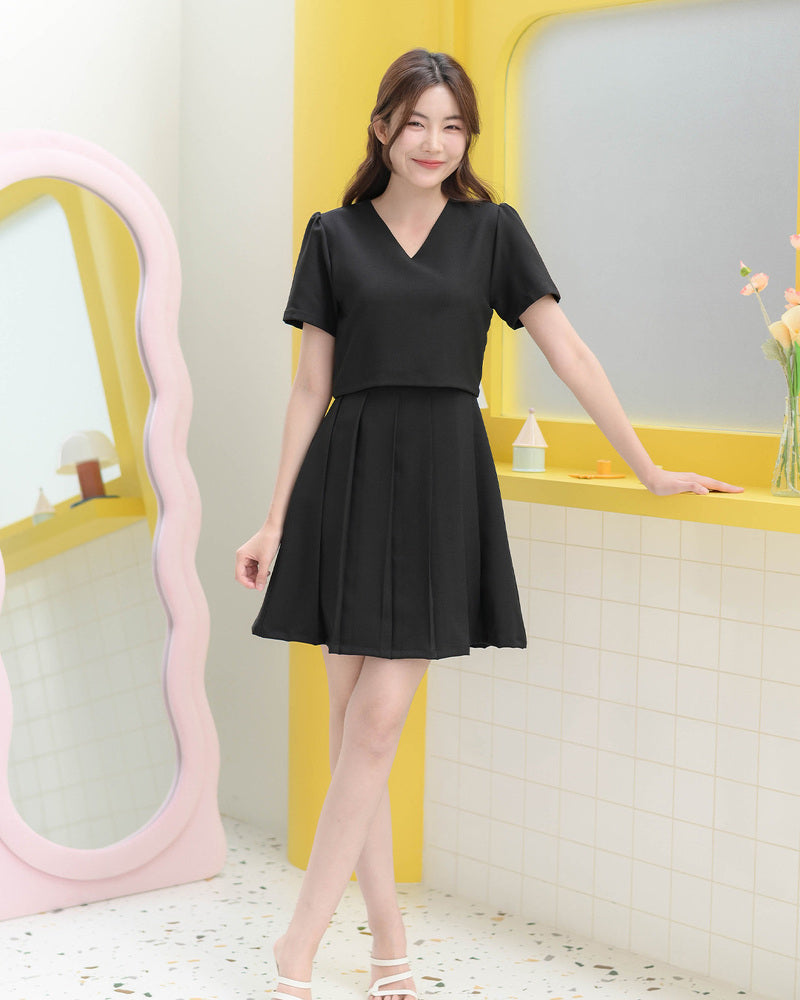 CB686 Mira Dress - 仿兩件百褶連身裙- Black 黑色