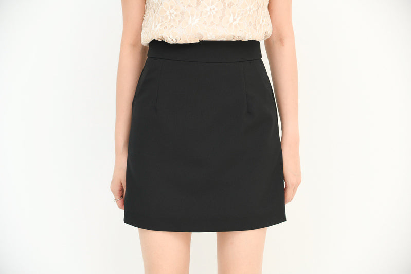 <2025 清貨價 - 原價HK$238> Oreo Skirt 經典純色西裝半截裙- Black 黑色 (CB592)