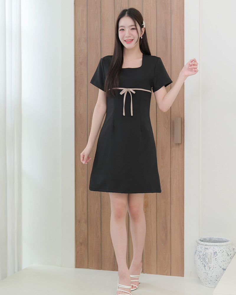 Bamboo Dress -簡潔小腰帶配襯連身裙- Black 黑色 (CB690)