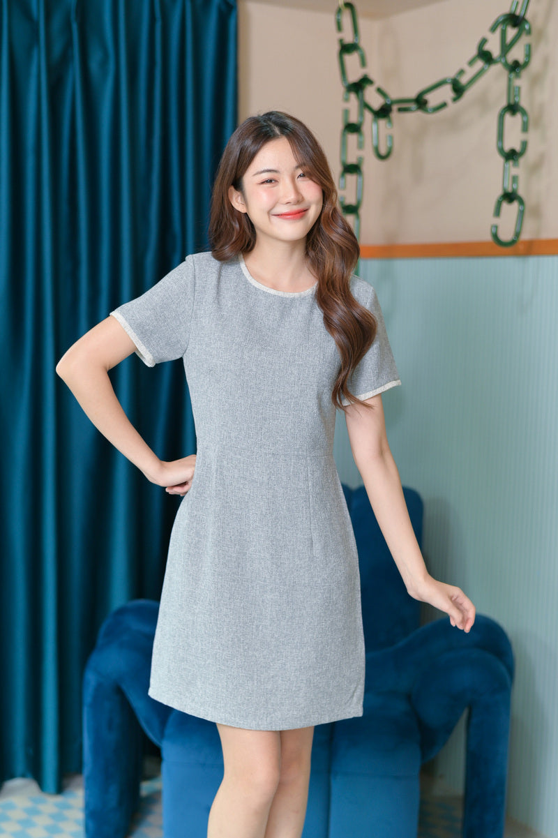 CB609 Benzy Dress 圓領拼色小香風修腰A字連身裙 - Gray 淺灰色