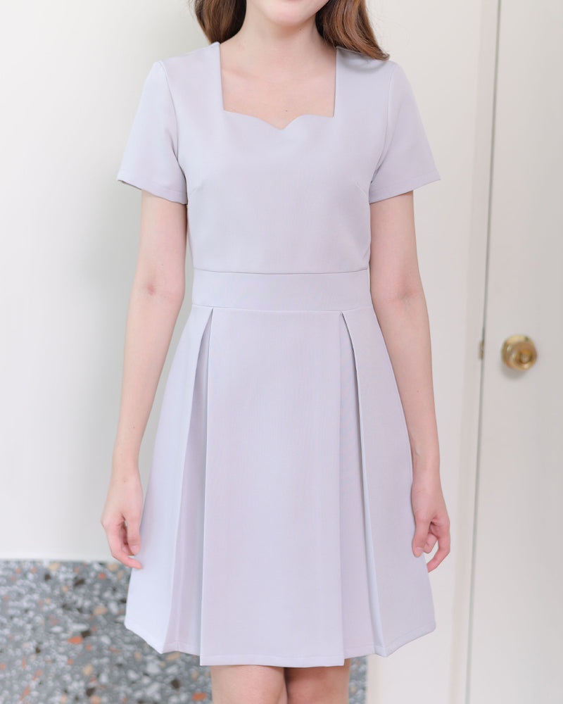 Back Bow Dress 心型領後背蝴蝶結連衣裙 - Light Grey 淺灰色(CB555)