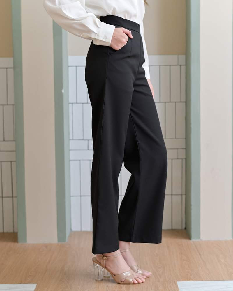 <2025 清貨價 - 原價HK$239> Cloud Trousers 純色直腳西裝長褲 - Black 黑色 (CB594)