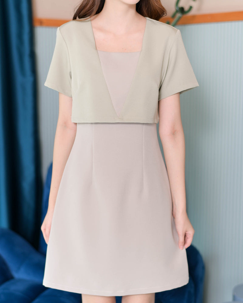 Pluto Dress 特色仿兩件拼色A型連身裙 - Nude Matcha 米綠色 (CB611)