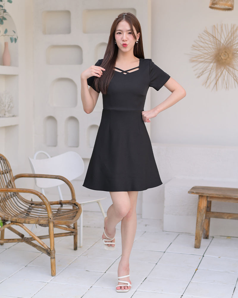 Sofia Dress 縷空領口連身傘裙- Black 黑色 (CB646)