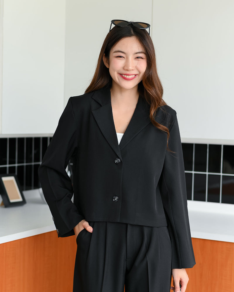 Zoey Blazer 短款百搭長袖西裝外套 - Black 黑色 (CB647)