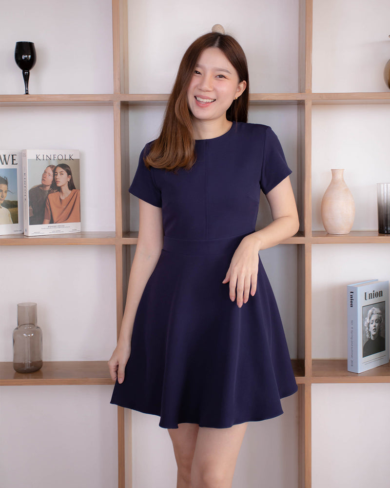 Fairy dress 純色圓領短袖貼身傘型連身裙 - Navy 深藍色 (CB547)