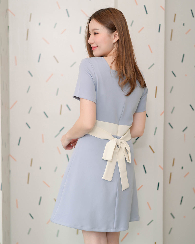 Tammy Dress 平口領蝴蝶腰帶連身裙 - Blue Gray 粉藍色 (CB541)