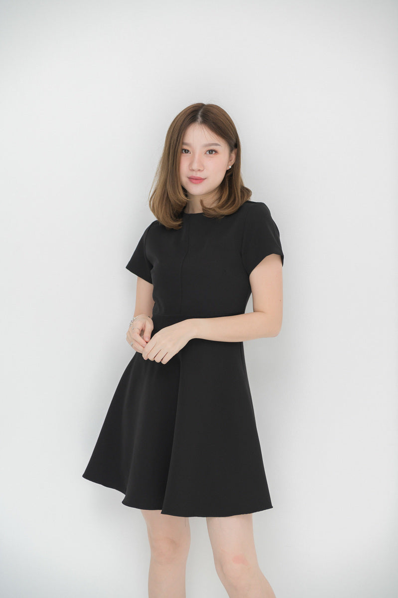 Fairy dress 純色圓領短袖貼身傘型連身裙 - Black 黑色 (CB547)