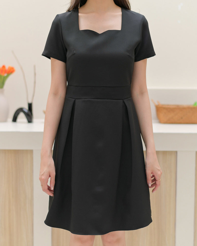 Back Bow Dress 心型領後背蝴蝶結連衣裙 - Black 黑色(CB555)