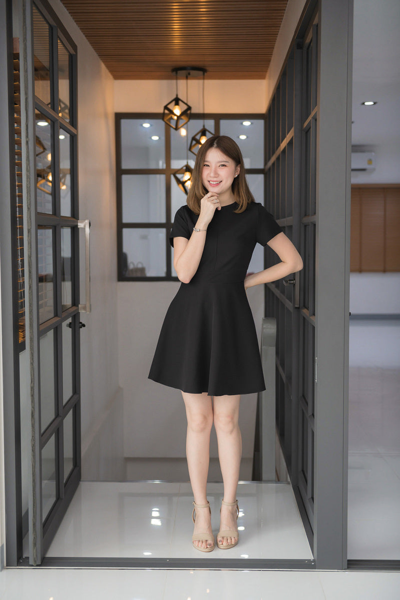 Fairy dress 純色圓領短袖貼身傘型連身裙 - Black 黑色 (CB547)