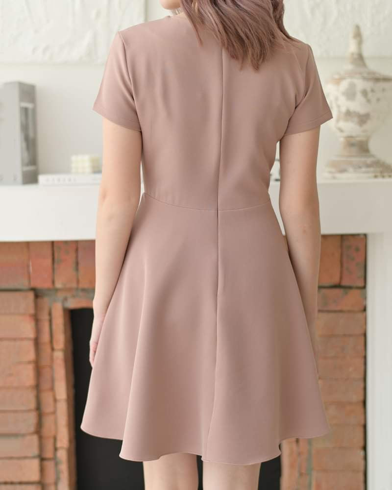 Jasmine Dress 純色疊領短袖貼身傘型連身裙 - Rosy Brown 粉棕色  (CB593)