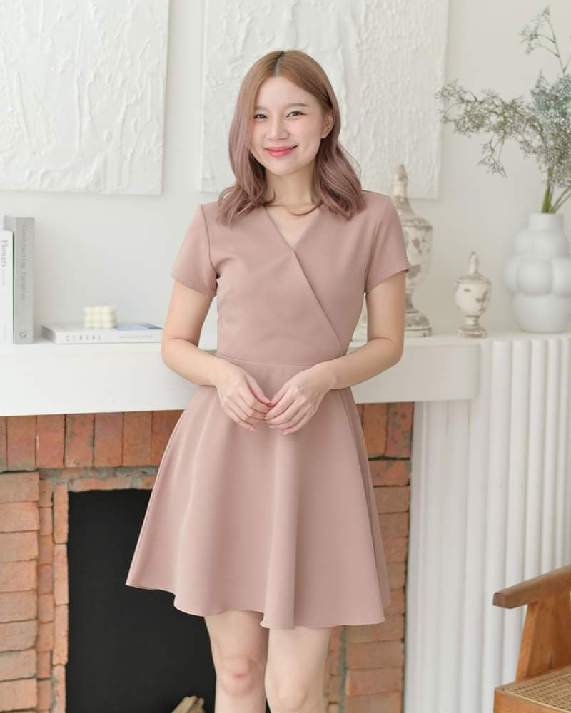 Jasmine Dress 純色疊領短袖貼身傘型連身裙 - Rosy Brown 粉棕色  (CB593)