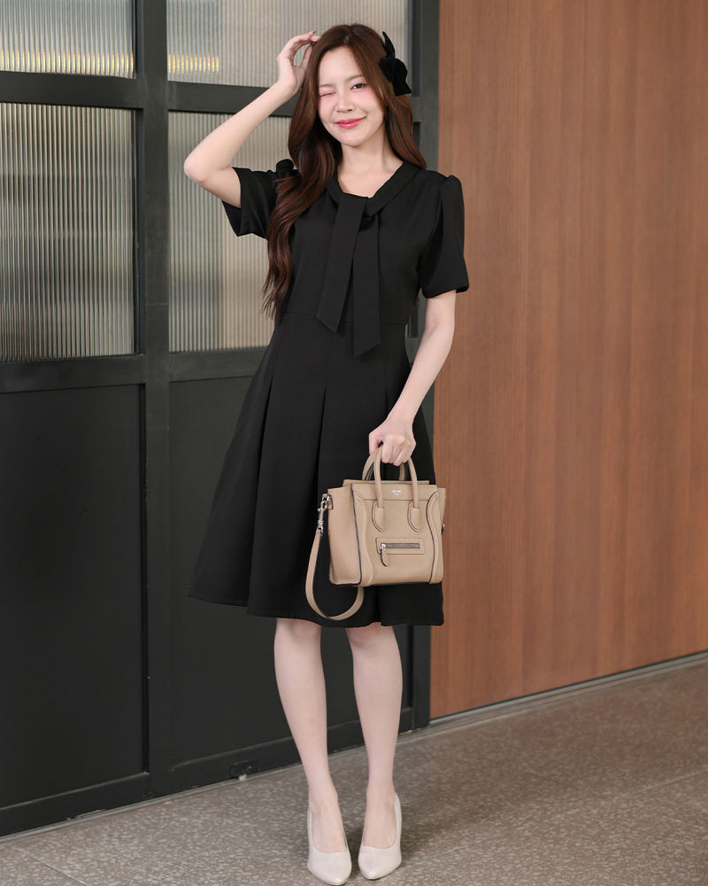 My Ada Dress  小領呔修腰長裙 -Black 黑色 (CB701)