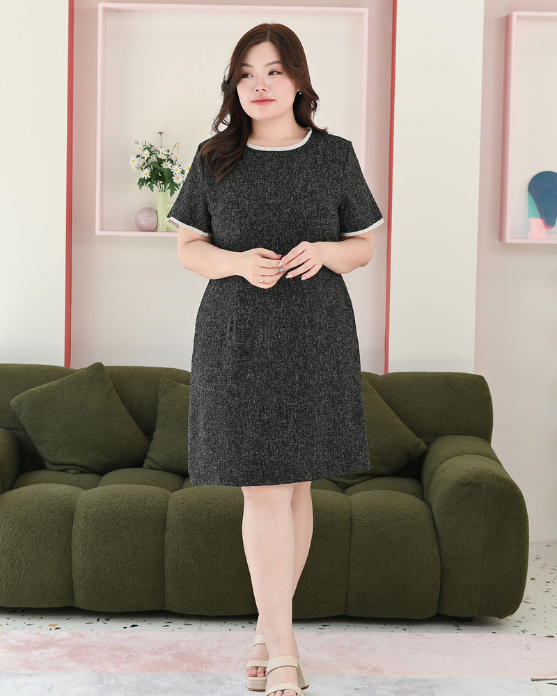CB609 Benzy Dress 圓領拼色小香風修腰A字連身裙 - Black 黑色 (Oversized)
