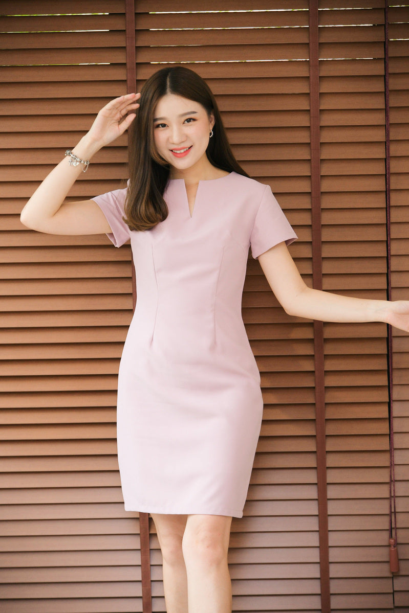 Basic Me Dress 簡約V領修身連身裙- Light Pink 淺粉紅色 (CB531)