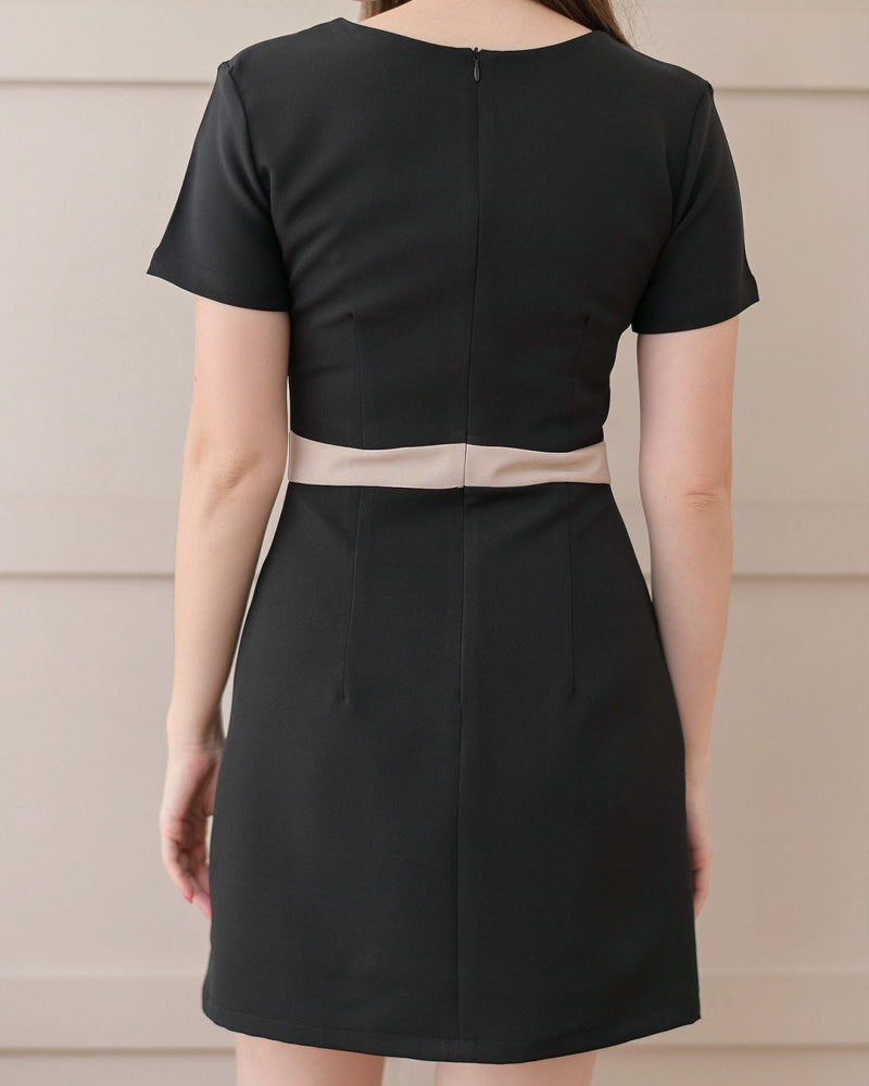 Vanisa Dress 柔軟V領雙色連身裙 - Beige Black 米黑色 (CB552)